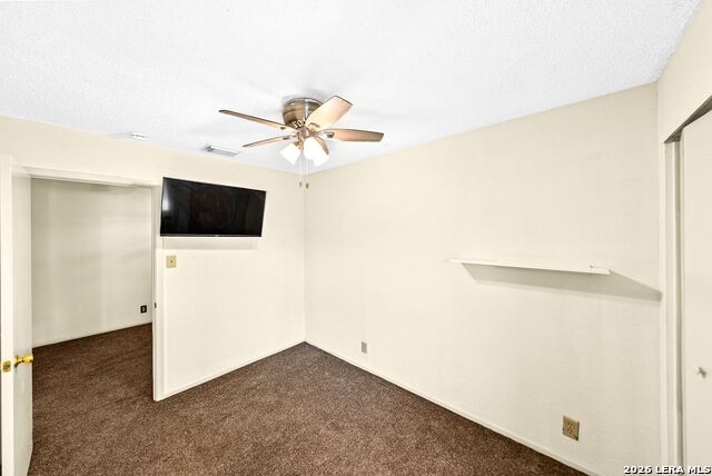 9118 Autumn Mdws Property Photo 27