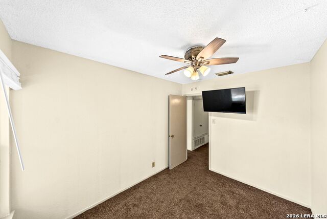 9118 Autumn Mdws Property Photo 28