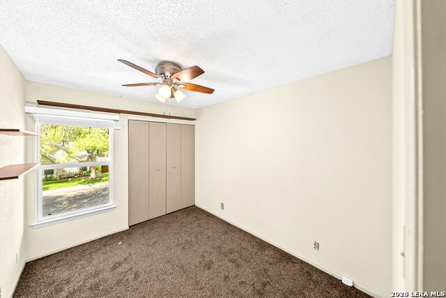 9118 Autumn Mdws Property Photo 30