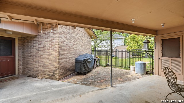 2246 Gruene Rd Property Photo 32