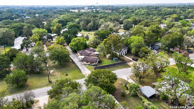 2246 Gruene Rd Property Photo 40