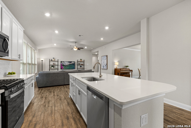 2326 Pesaro Point Property Photo 9