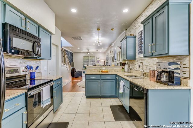 532 Refugio St Property Photo 5