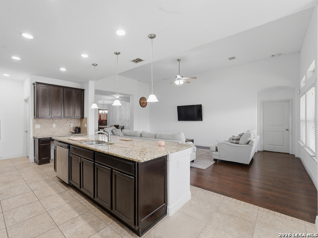 8922 Highland Star Property Photo 19