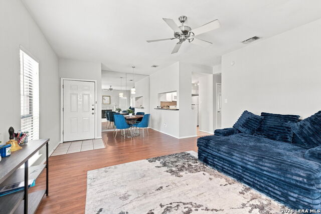 11839 Parliament St Property Photo 11