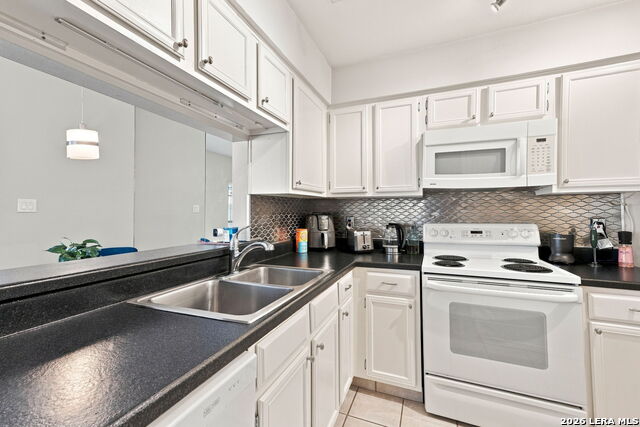 11839 Parliament St Property Photo 12