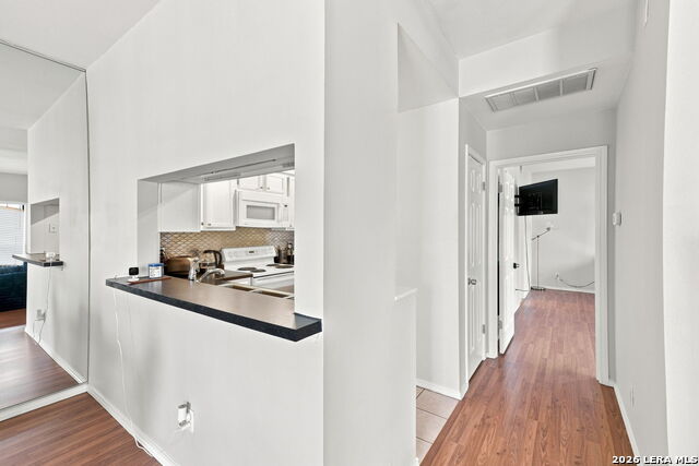 11839 Parliament St Property Photo 15