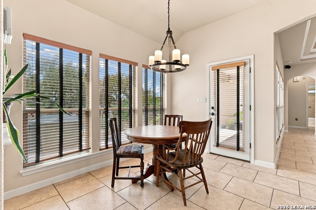 1236 Mossy Hollow Property Photo 6