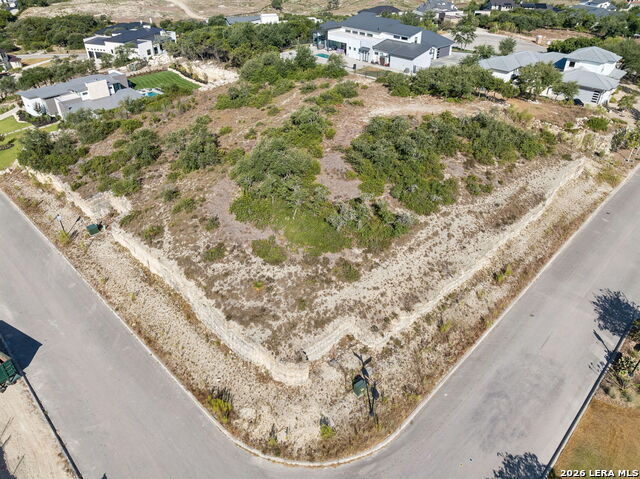 22802 Linwood Ridge Property Photo 3