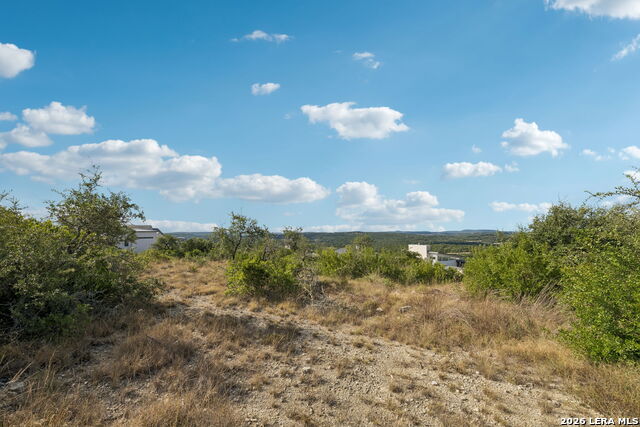 22802 Linwood Ridge Property Photo 6
