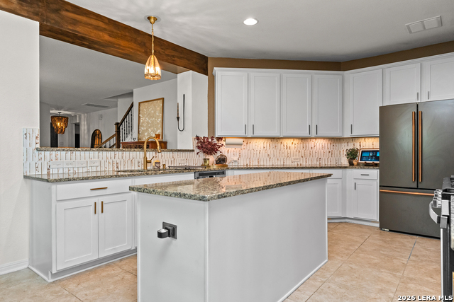 8697 Stackstone Property Photo 10