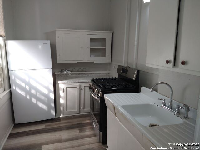 822 E Carson St Property Photo 16
