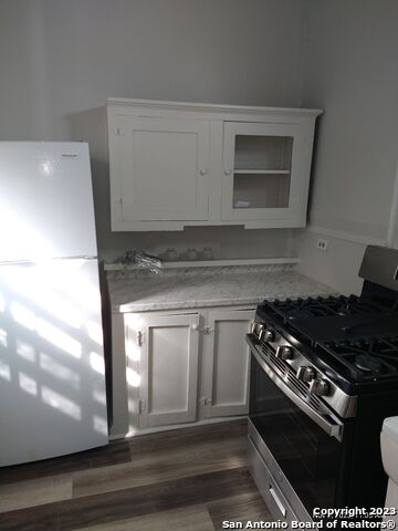 822 E Carson St Property Photo 18