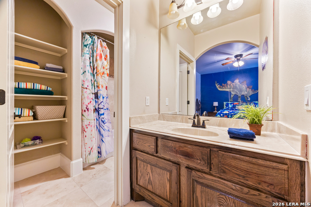 11011 Anaqua Spgs Property Photo 53