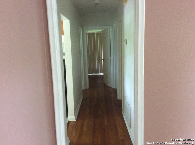 103 Denton Dr Property Photo 8