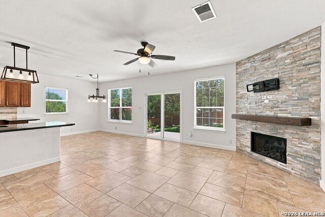 21626 Iron Ridge Ct Property Photo 9