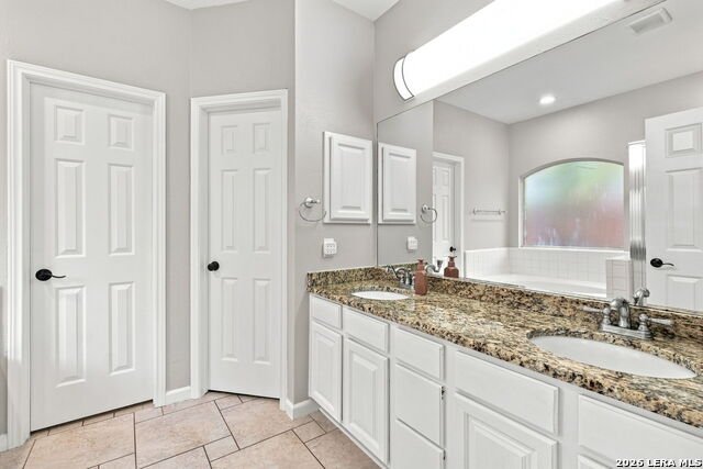 21626 Iron Ridge Ct Property Photo 23