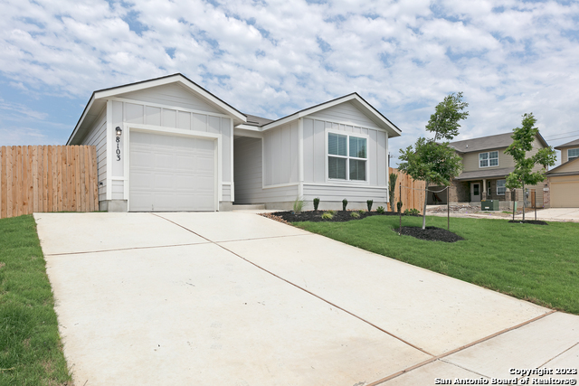 8103 Autares Glade Property Photo 1