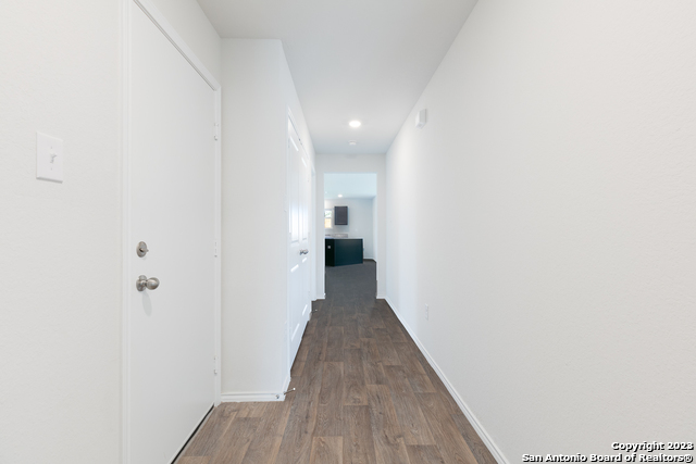 8103 Autares Glade Property Photo 5