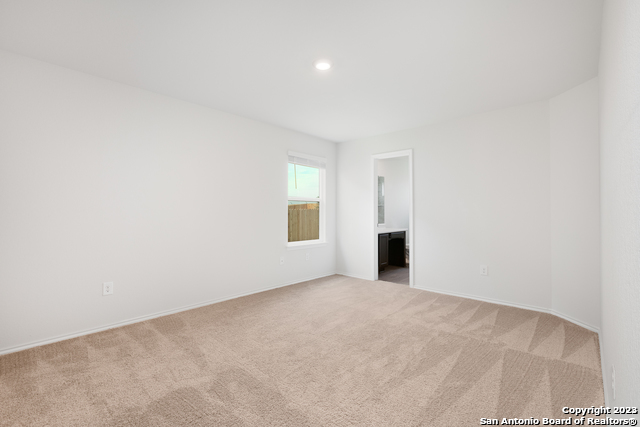 8103 Autares Glade Property Photo 14