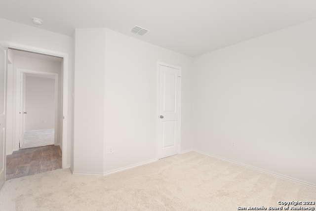 8103 Autares Glade Property Photo 17