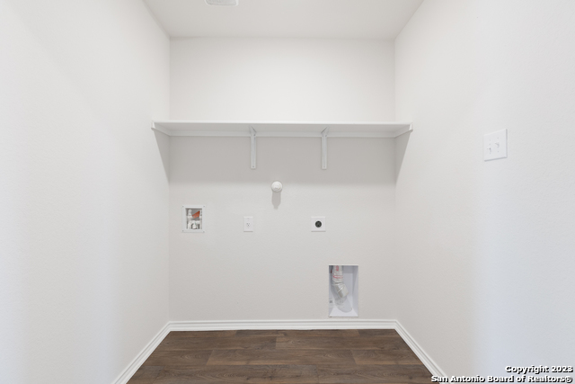 8103 Autares Glade Property Photo 21