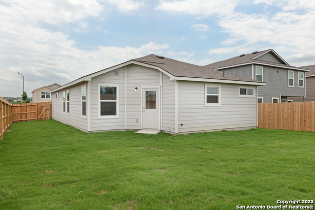 8103 Autares Glade Property Photo 25