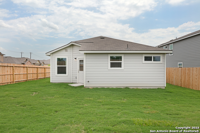 8103 Autares Glade Property Photo 26