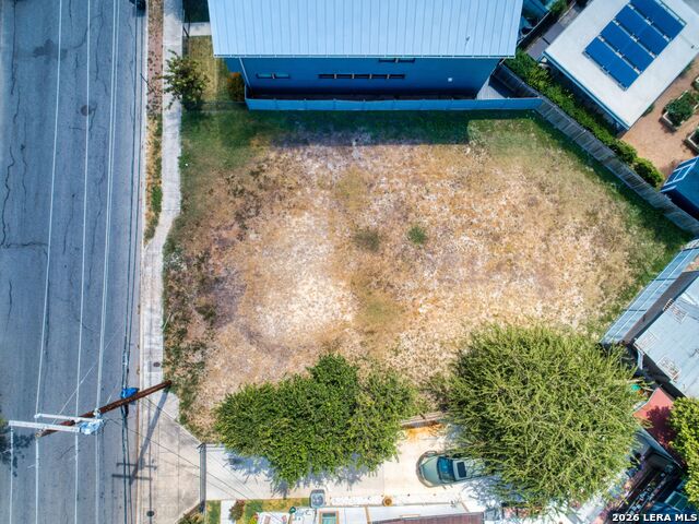 421 Labor Street Property Photo 3