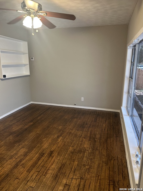 753 San Antonio Property Photo 6
