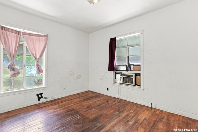 539 Mclaughlin Ave Property Photo 10