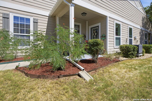 103 Nassau Cir Property Photo 4