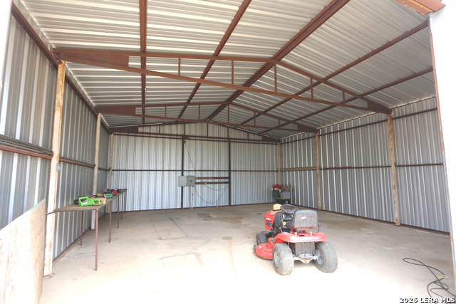 7510 Pittman Road Property Photo 6