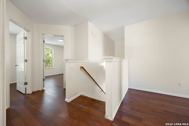 21806 Goldcrest Run Property Photo 13