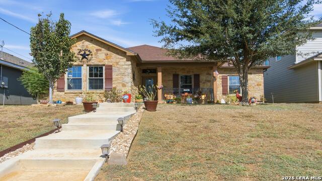 744 Crestview Property Photo 1