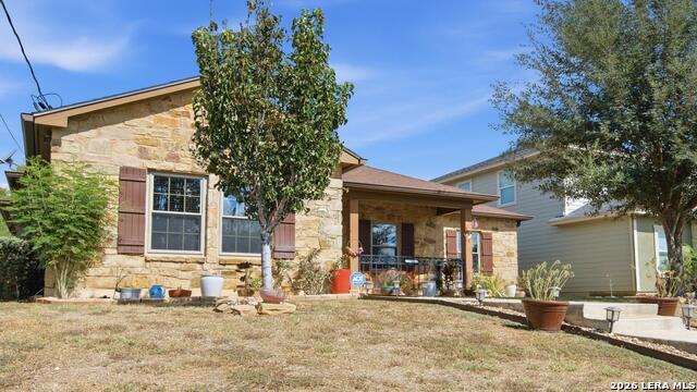 744 Crestview Property Photo 3