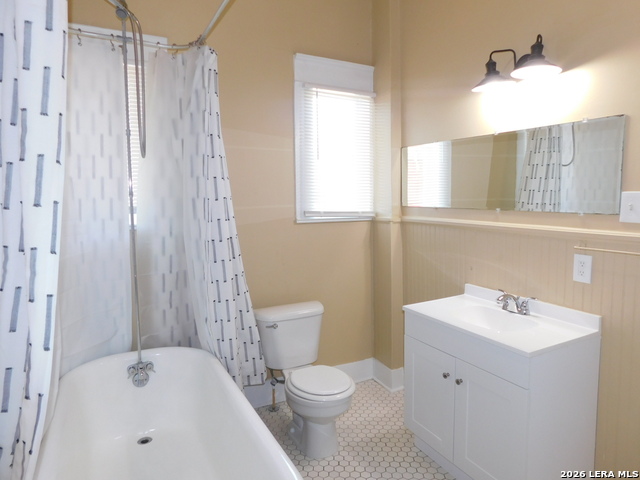 411 Blanco Rd Property Photo 7