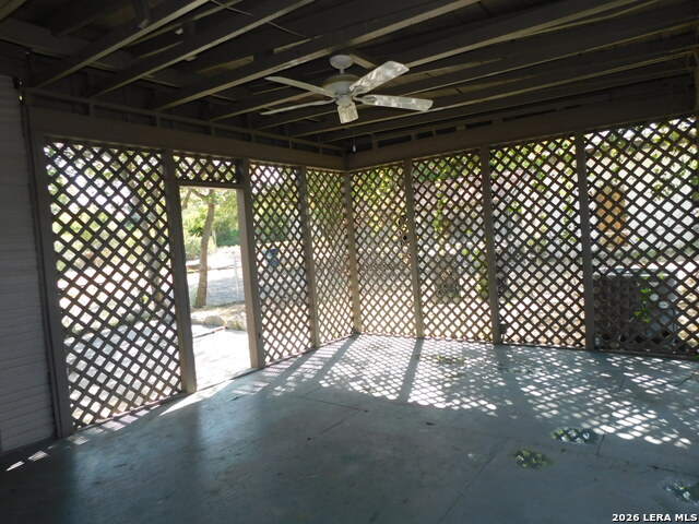 411 Blanco Rd Property Photo 14