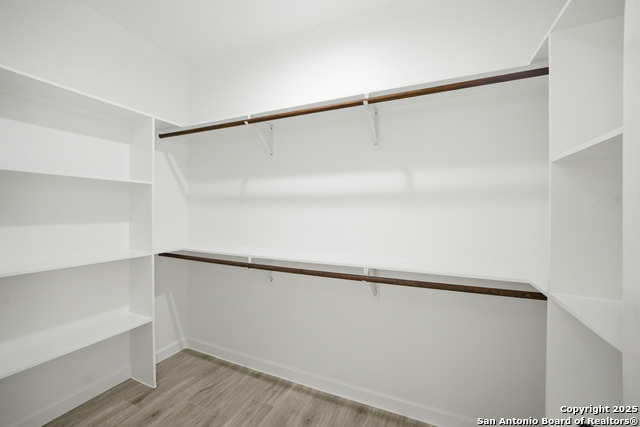 207 Deer Oaks Dr Property Photo 24