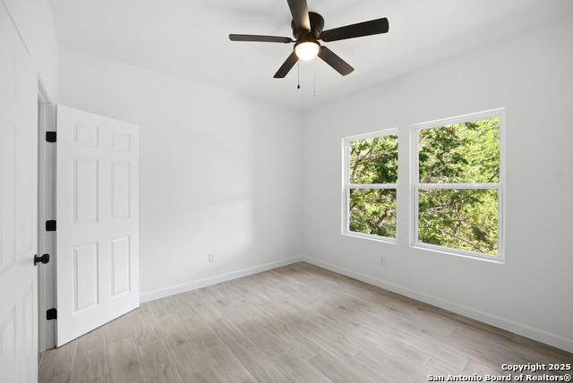 207 Deer Oaks Dr Property Photo 29