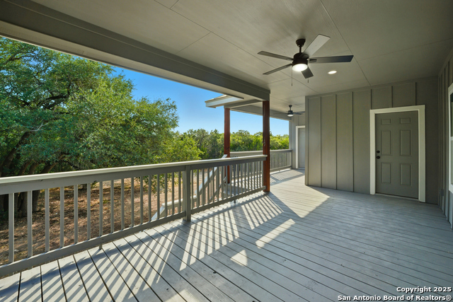 207 Deer Oaks Dr Property Photo 36