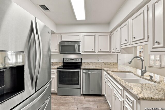 8415 Fredericksburg Property Photo 9