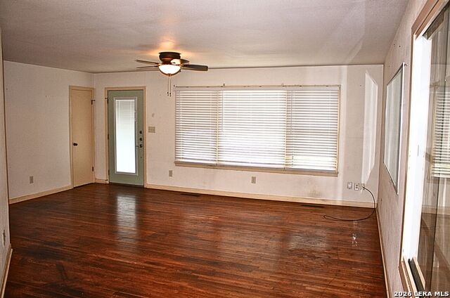 182 Woodland Ave Property Photo 2