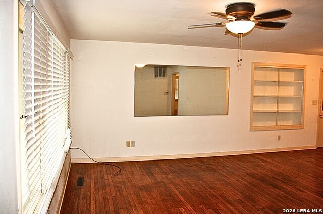 182 Woodland Ave Property Photo 3