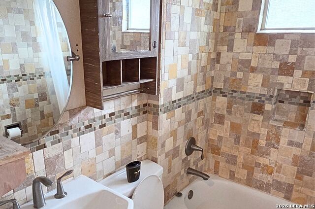 182 Woodland Ave Property Photo 9