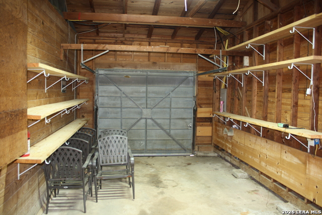 182 Woodland Ave Property Photo 12