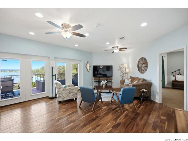 3811 Potters Creek Rd Property Photo 8