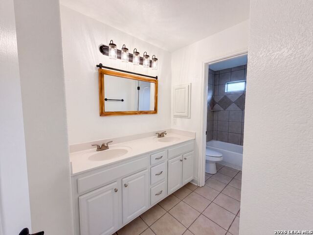 4247 Richmond Ave Property Photo 13