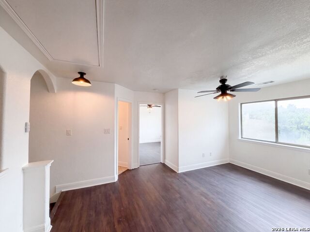 4247 Richmond Ave Property Photo 17