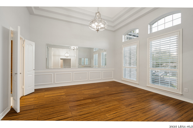 15811 Mission Rdg Property Photo 13